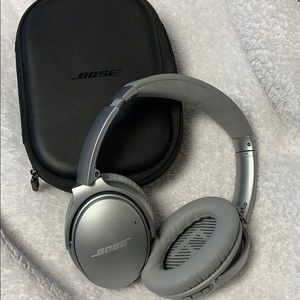 BOSE BLUETOOTH HEADPHONES